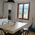 Renove Vue Montagne A Centre * 比桑