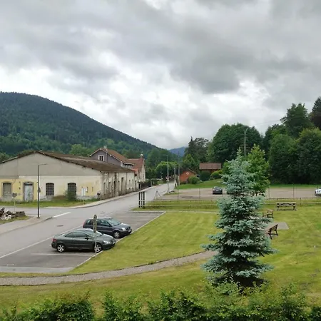 Appartement Renove Vue Montagne A Centre *