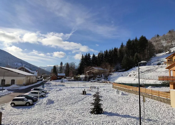 Renove Vue Montagne A Centre * 比桑